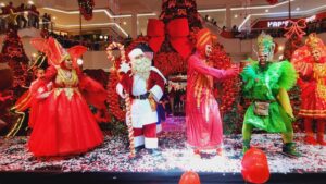 Shopping Bela Vista inaugurou Natal com chegada do Papai Noel e espetáculo que celebrou o Amor