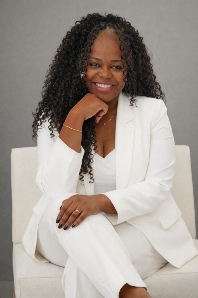 Luciane Xavier, especialista em Recursos Humanos, fala sobre saúde mental, inclusão, liderança e bem-estar nas empresas.