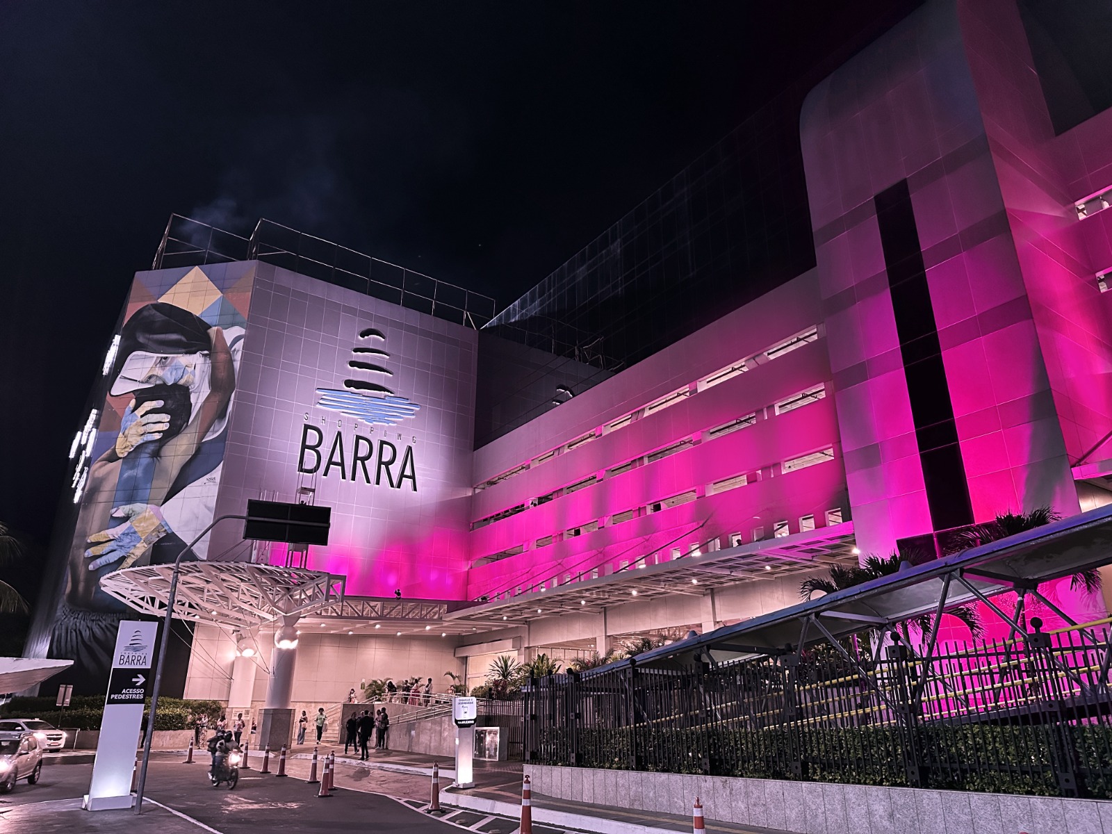 Shopping Barra, em Salvador, prepara programação especial de Dia das Crianças com personagens, brincadeiras e horários diferenciados no feriado de 12 de outubro.