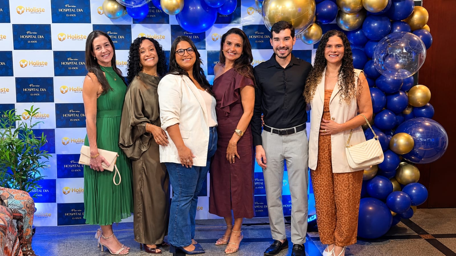 Celebração dos 13 anos do Hospital Dia da Holiste Psiquiatria, com exibição de documentário sobre experiências de cuidado em saúde mental em Salvador.